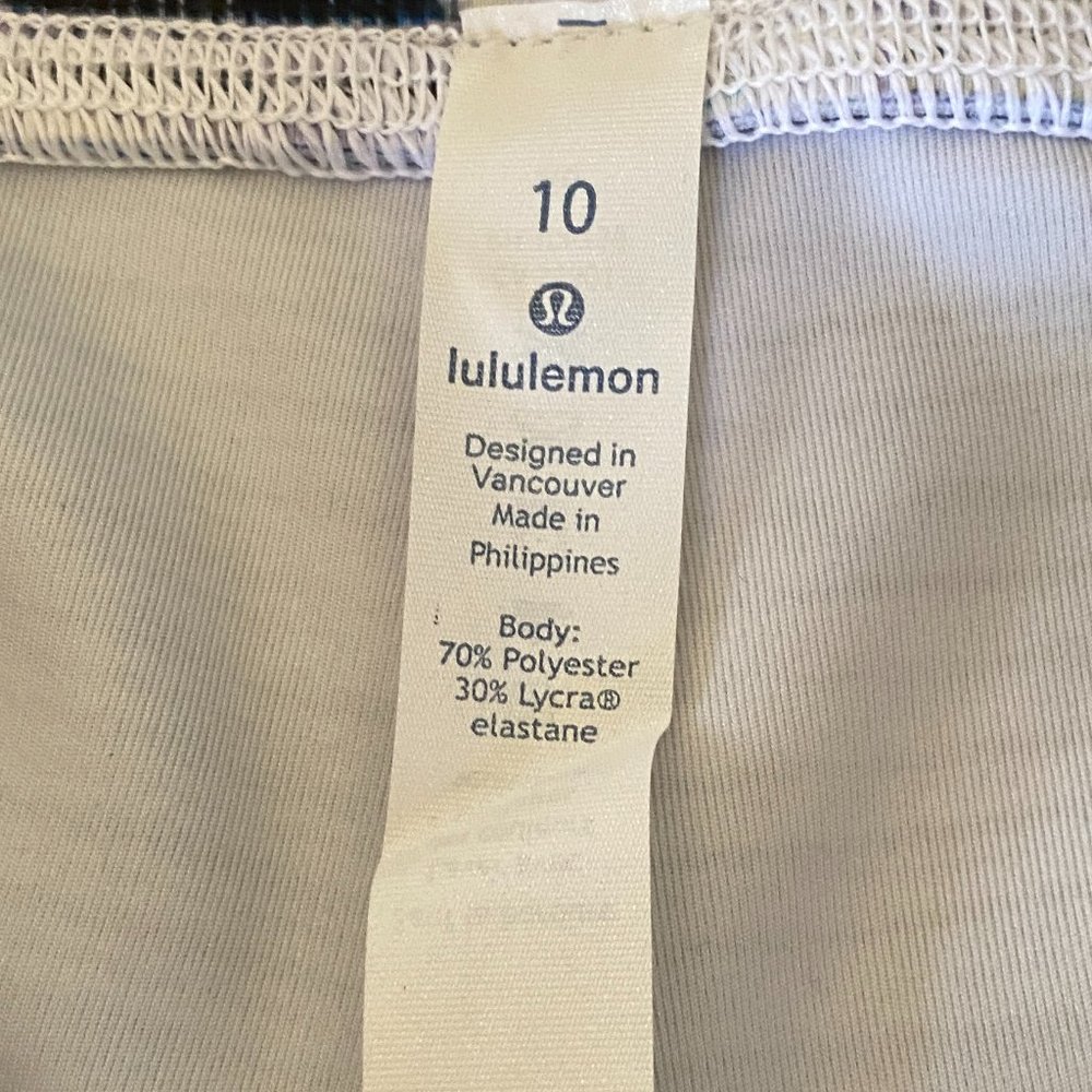 Lululemon In Movement Crop Pants 10* - Picture 4 of 5